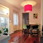 Central Terrace Apartment At Typical Bica And Chiado