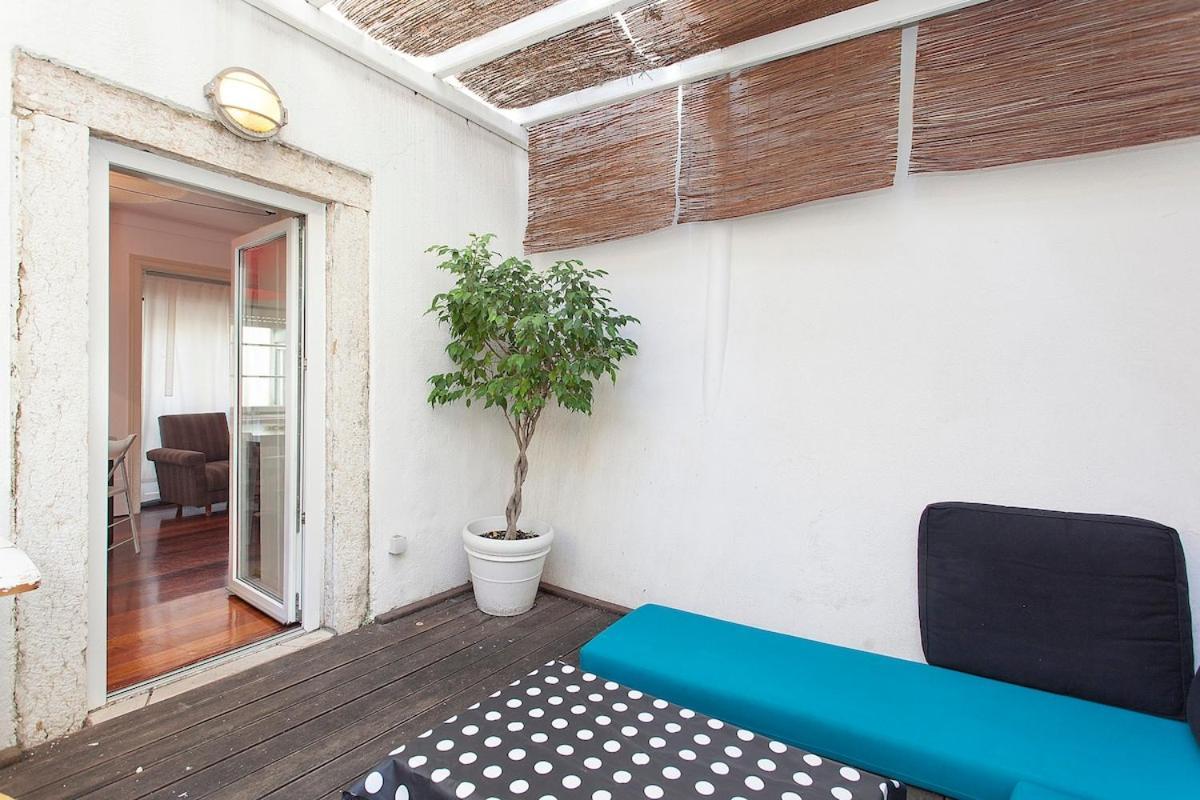 Apartment Terrace At Typical Bica And Chiado Lissabon